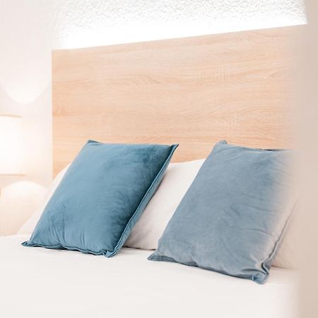 Santa Llucia Apartaments Ρόζες Εξωτερικό φωτογραφία