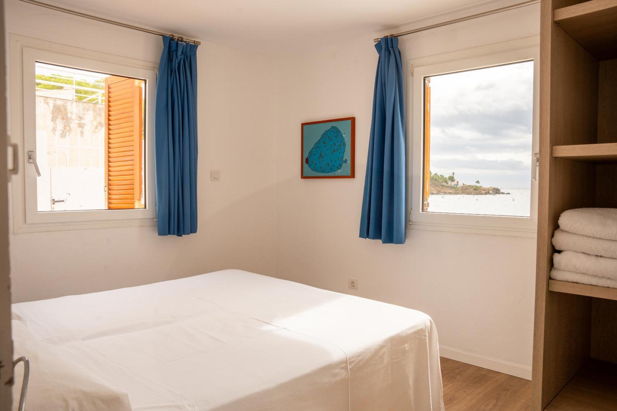Santa Llucia Apartaments Ρόζες Εξωτερικό φωτογραφία