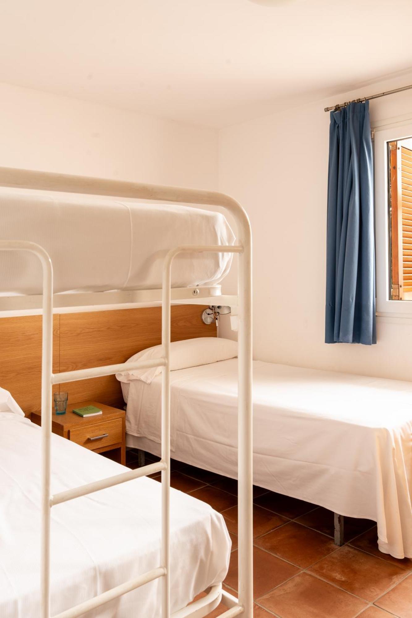 Santa Llucia Apartaments Ρόζες Εξωτερικό φωτογραφία